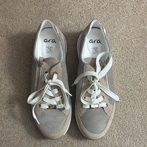 Ara Women's Taupe and Light Gray Sneakers
